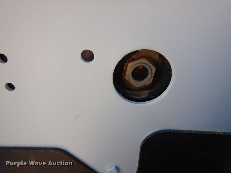 image for item DI8549 2011 Bobcat S185  skid steer loader