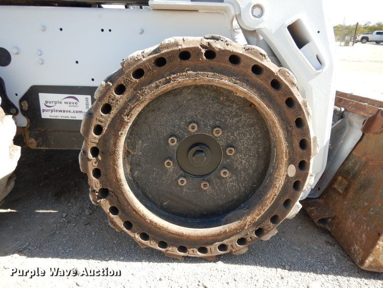 image for item DI8549 2011 Bobcat S185  skid steer loader