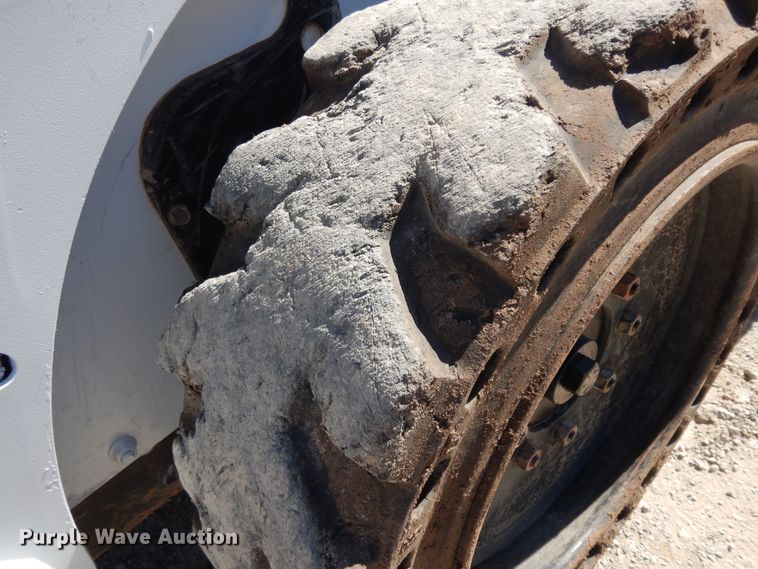 image for item DI8549 2011 Bobcat S185  skid steer loader