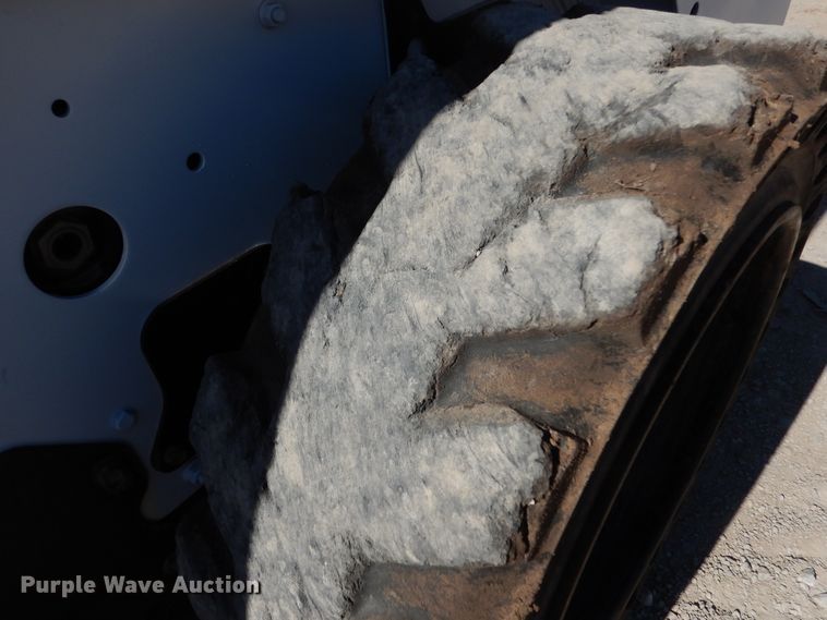 image for item DI8549 2011 Bobcat S185  skid steer loader