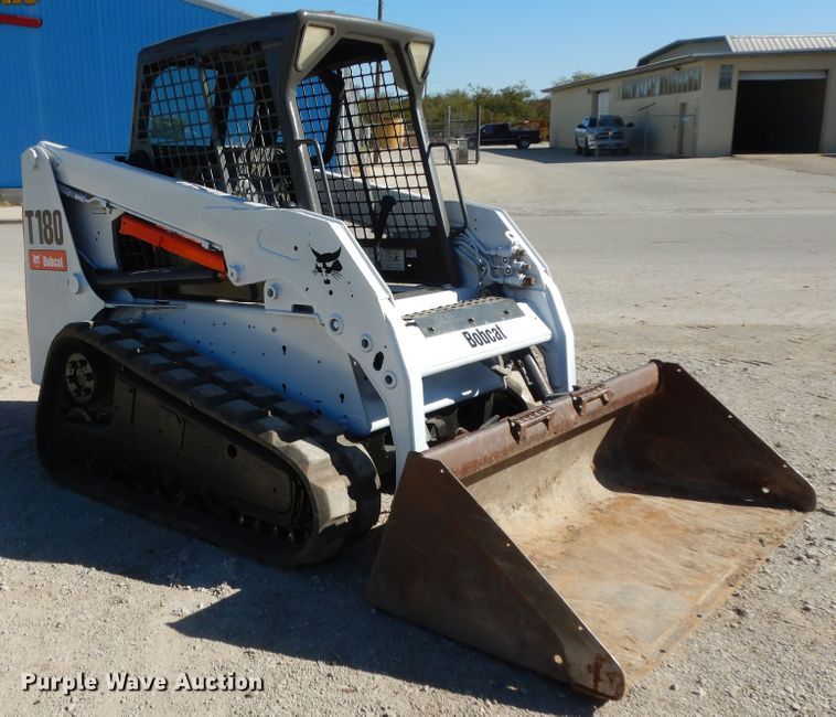 image for item DI8551 2008 Bobcat T180  tracked skid steer loader