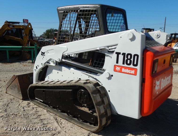 image for item DI8551 2008 Bobcat T180  tracked skid steer loader