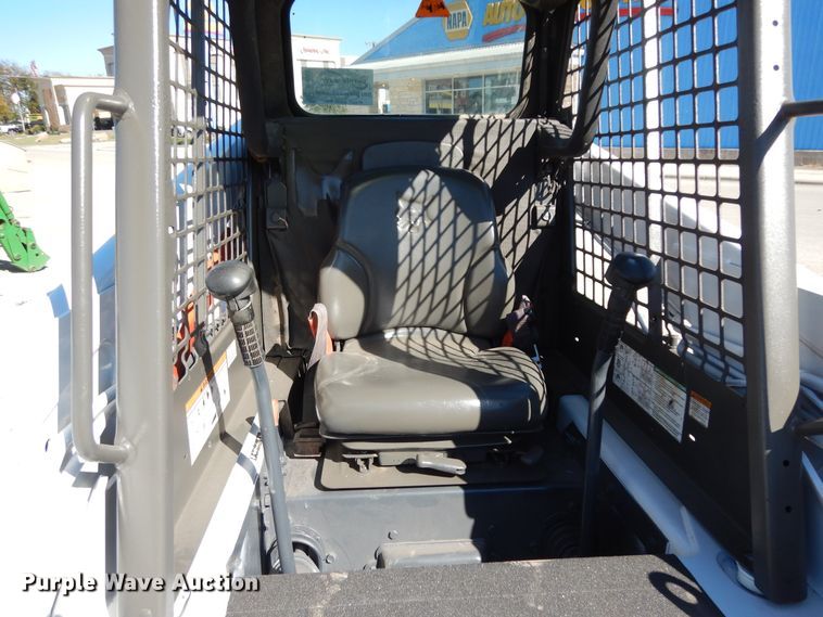 image for item DI8551 2008 Bobcat T180  tracked skid steer loader