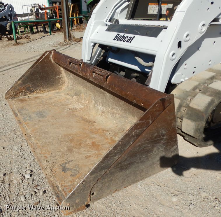 image for item DI8551 2008 Bobcat T180  tracked skid steer loader