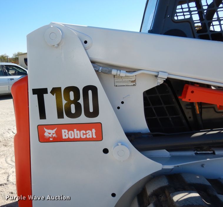 image for item DI8551 2008 Bobcat T180  tracked skid steer loader