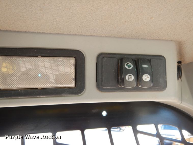 image for item DI8552 2016 Caterpillar 259D  tracked skid steer loader