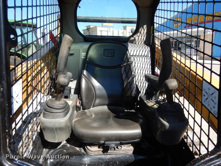 image for item DI8553 2017 Caterpillar 259D  tracked skid steer loader