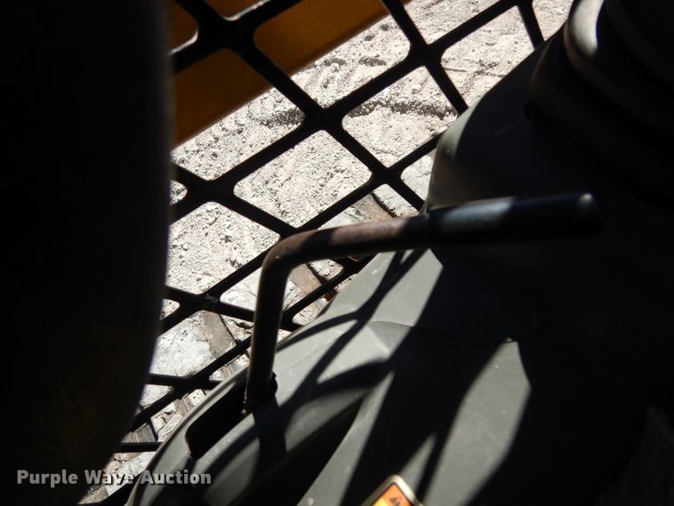 image for item DI8553 2017 Caterpillar 259D  tracked skid steer loader