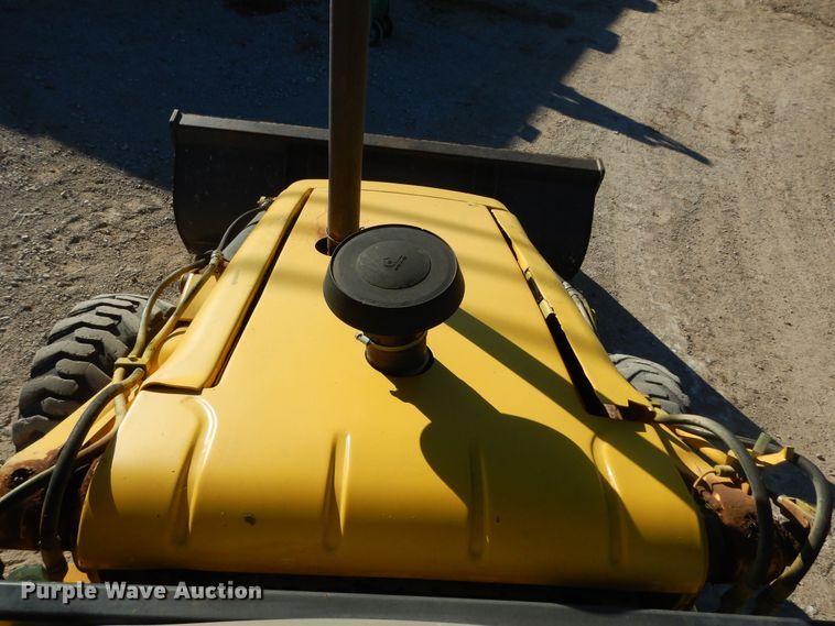 image for item DI8555 2007 New Holland B95  backhoe