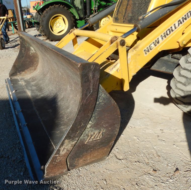 image for item DI8555 2007 New Holland B95  backhoe