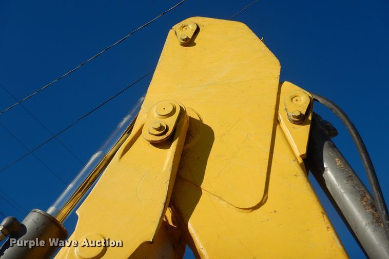 image for item DI8555 2007 New Holland B95  backhoe