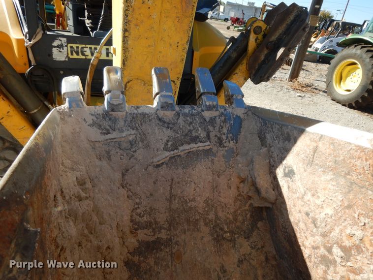 image for item DI8555 2007 New Holland B95  backhoe