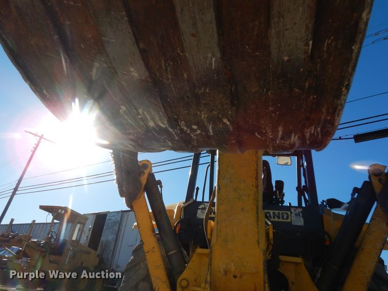 image for item DI8555 2007 New Holland B95  backhoe