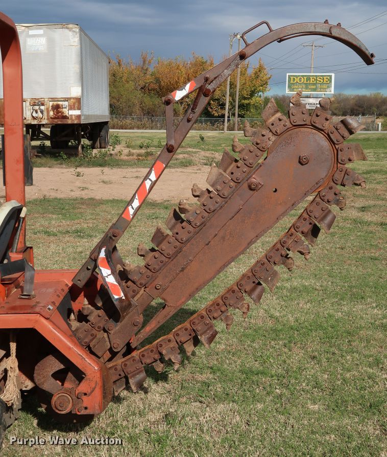 image for item DJ2440 1997 Ditch Witch 3610  trencher