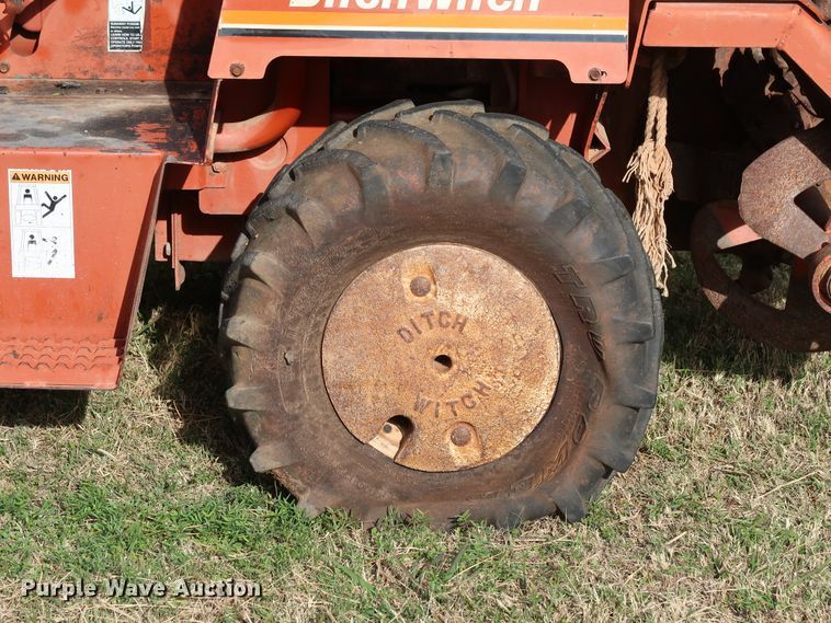 image for item DJ2440 1997 Ditch Witch 3610  trencher