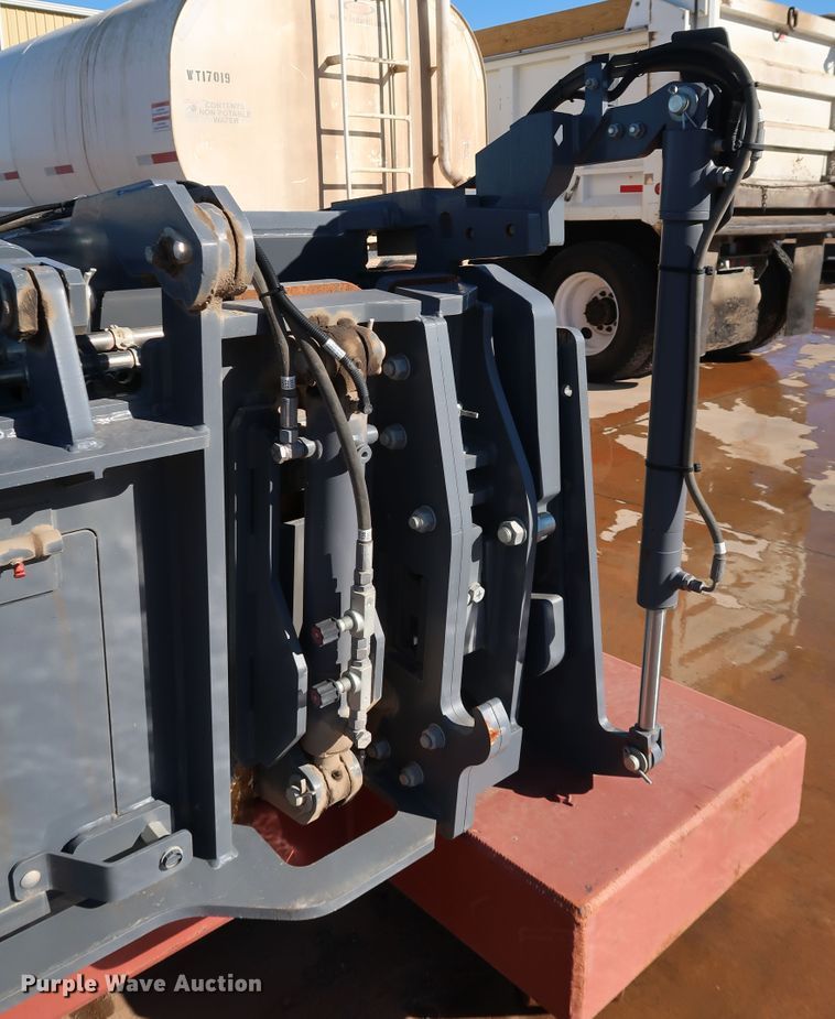 image for item DJ2448 2016 Wirtgen FB2200 HT22 LA15 FCS  cold planer head