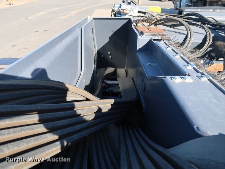 image for item DJ2448 2016 Wirtgen FB2200 HT22 LA15 FCS  cold planer head