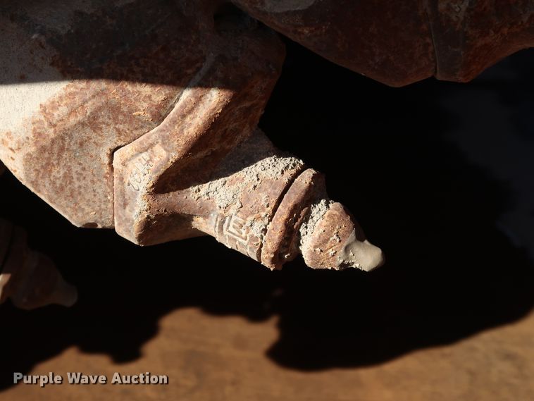 image for item DJ2448 2016 Wirtgen FB2200 HT22 LA15 FCS  cold planer head