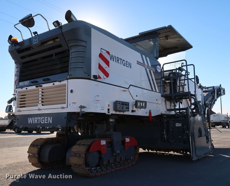 image for item DJ2450 2016 Wirtgen W250i  milling machine