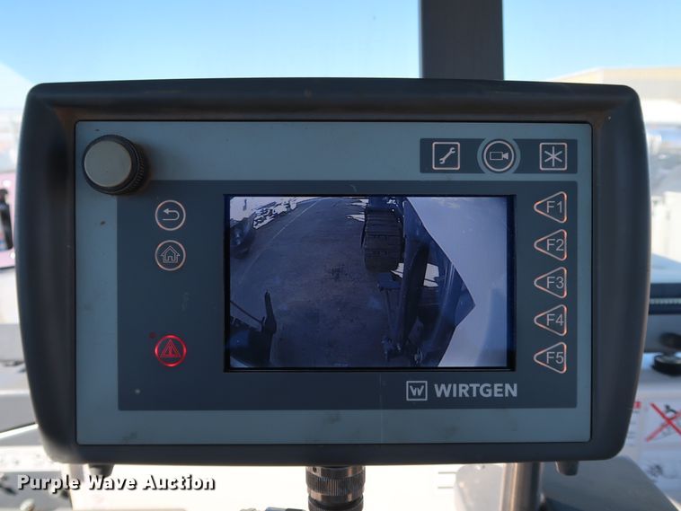 image for item DJ2450 2016 Wirtgen W250i  milling machine