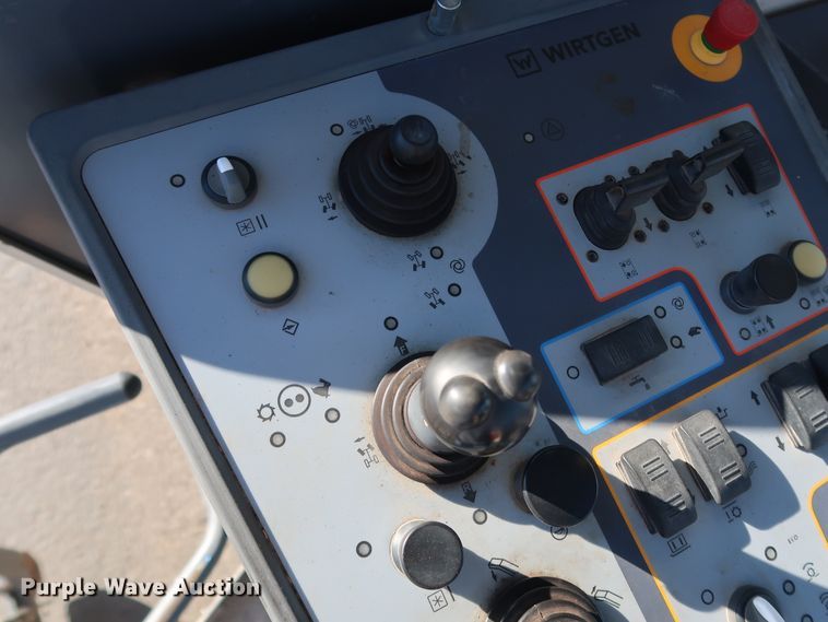 image for item DJ2450 2016 Wirtgen W250i  milling machine