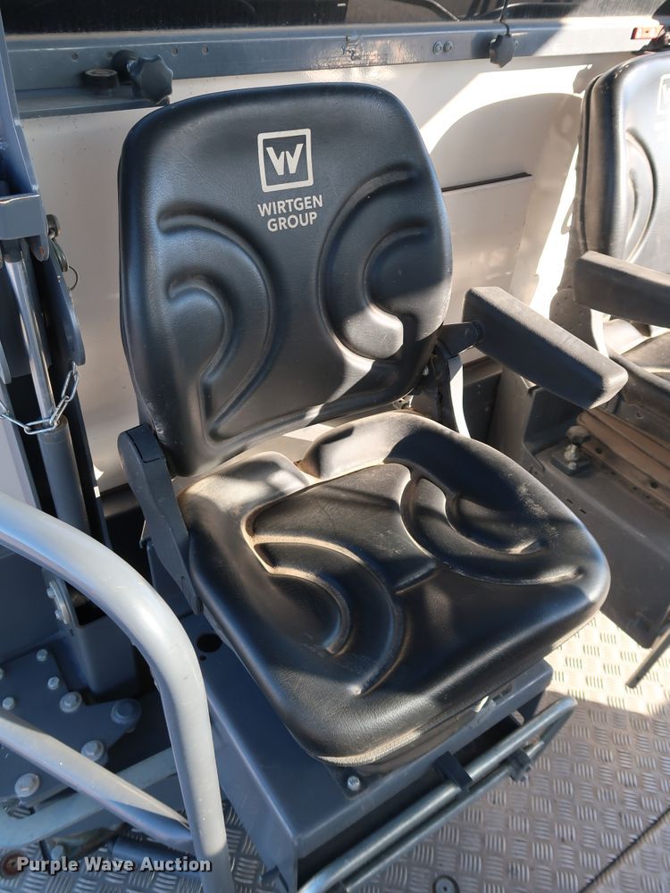 image for item DJ2450 2016 Wirtgen W250i  milling machine