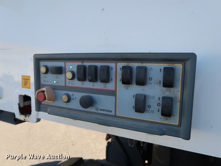 image for item DJ2450 2016 Wirtgen W250i  milling machine