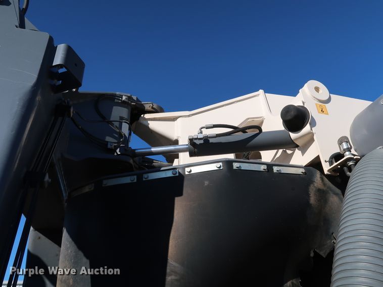 image for item DJ2450 2016 Wirtgen W250i  milling machine