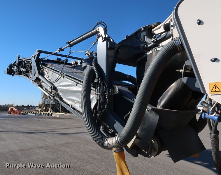 image for item DJ2450 2016 Wirtgen W250i  milling machine