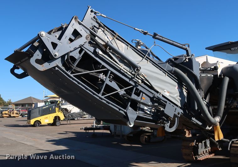 image for item DJ2450 2016 Wirtgen W250i  milling machine