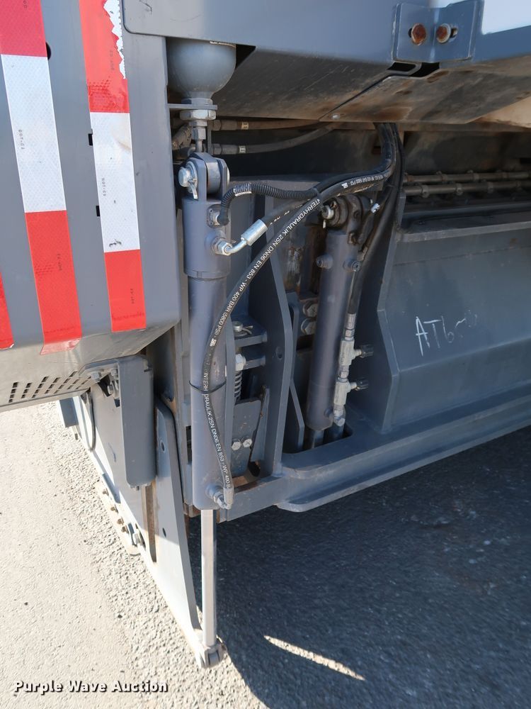 image for item DJ2450 2016 Wirtgen W250i  milling machine