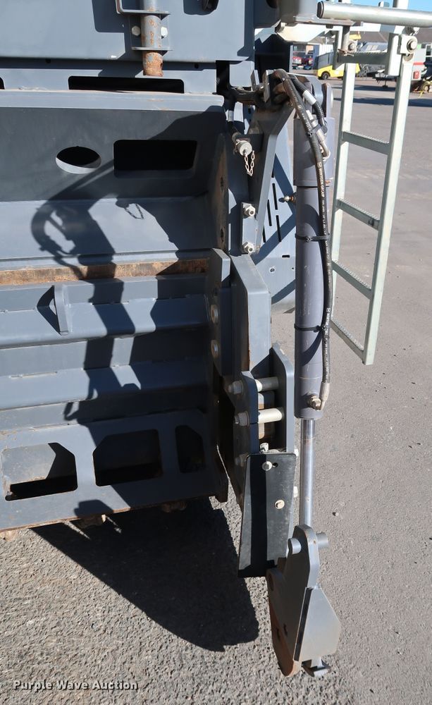 image for item DJ2450 2016 Wirtgen W250i  milling machine