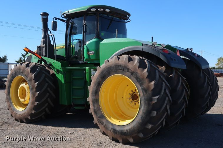 image for item DJ2455 2016 John Deere 9620R Scraper Special  4WD tractor