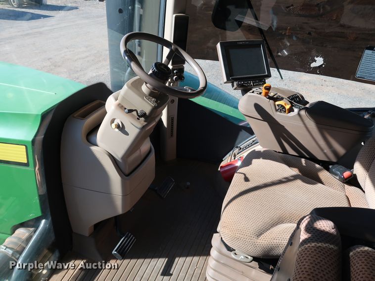 image for item DJ2455 2016 John Deere 9620R Scraper Special  4WD tractor