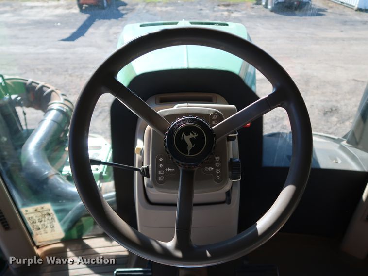 image for item DJ2455 2016 John Deere 9620R Scraper Special  4WD tractor