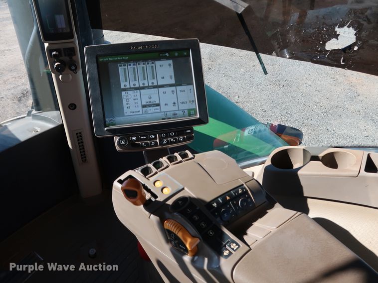 image for item DJ2455 2016 John Deere 9620R Scraper Special  4WD tractor