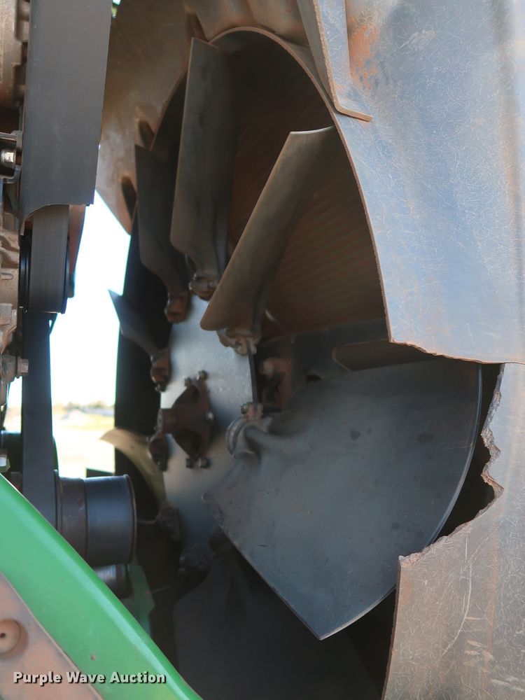 image for item DJ2455 2016 John Deere 9620R Scraper Special  4WD tractor