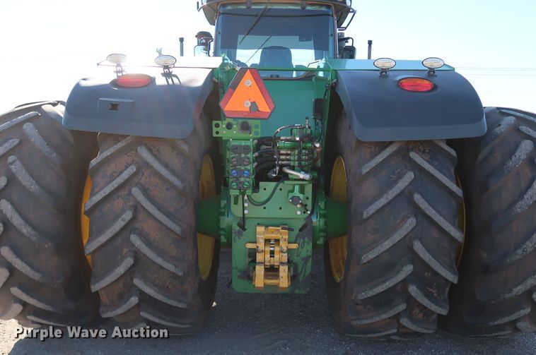 image for item DJ2455 2016 John Deere 9620R Scraper Special  4WD tractor