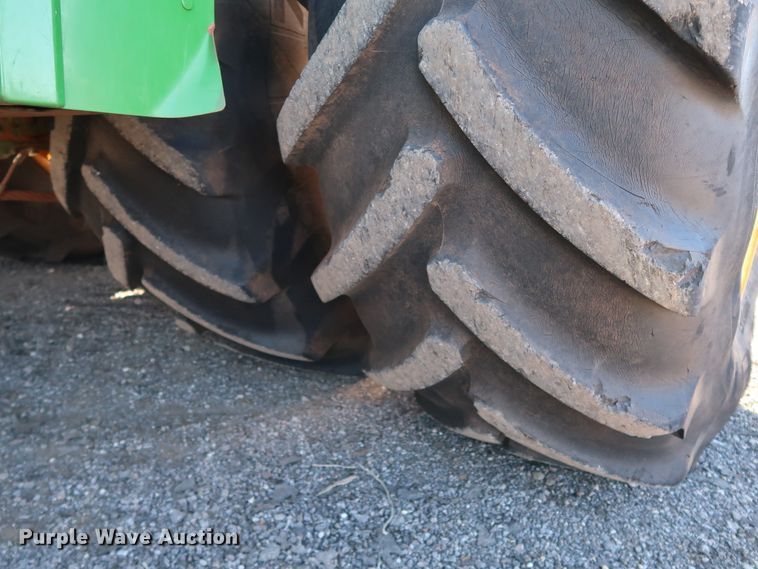 image for item DJ2455 2016 John Deere 9620R Scraper Special  4WD tractor