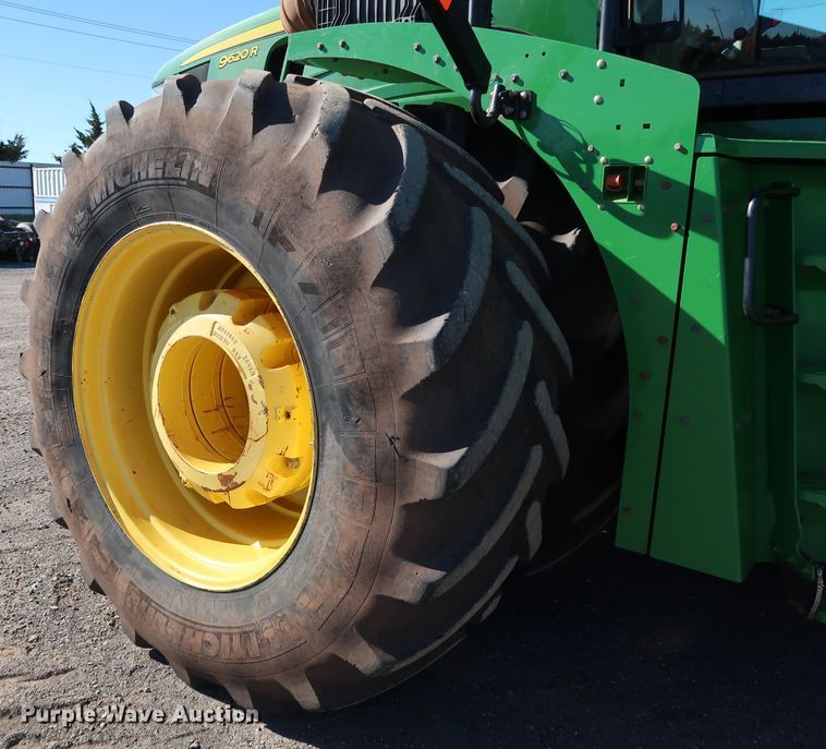 image for item DJ2455 2016 John Deere 9620R Scraper Special  4WD tractor