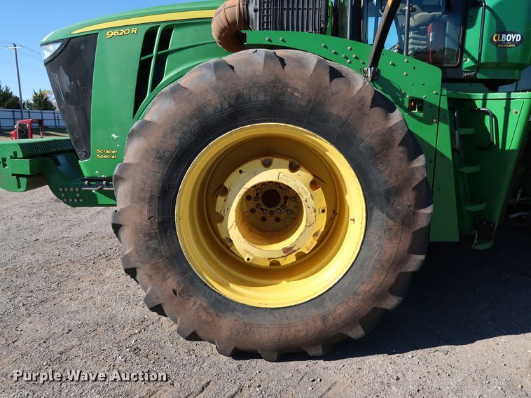 image for item DJ2455 2016 John Deere 9620R Scraper Special  4WD tractor