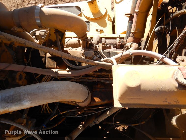 image for item DJ3749 1995 Bell B25B  haul truck