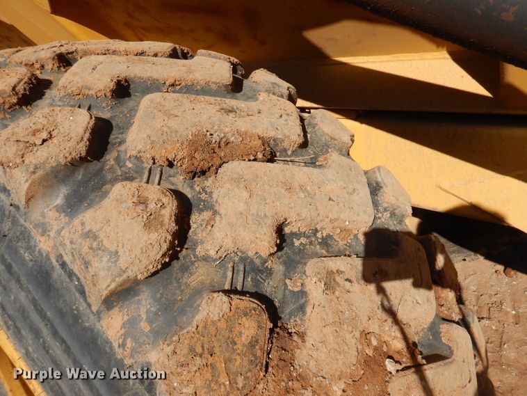 image for item DJ3749 1995 Bell B25B  haul truck