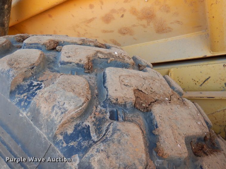 image for item DJ3749 1995 Bell B25B  haul truck