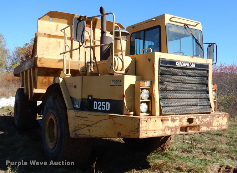 image for item DJ3750 1991 Caterpillar D25D  haul truck