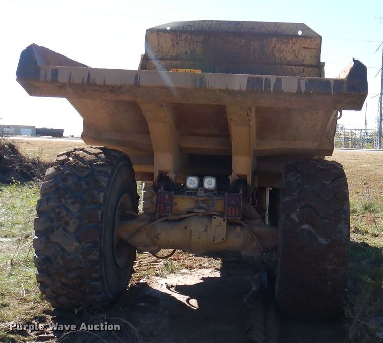 image for item DJ3750 1991 Caterpillar D25D  haul truck