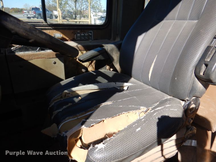 image for item DJ3750 1991 Caterpillar D25D  haul truck