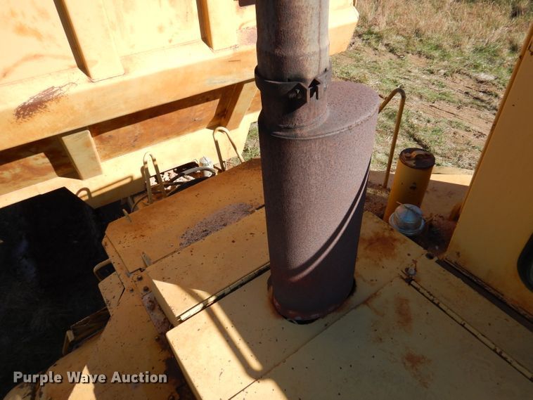 image for item DJ3750 1991 Caterpillar D25D  haul truck