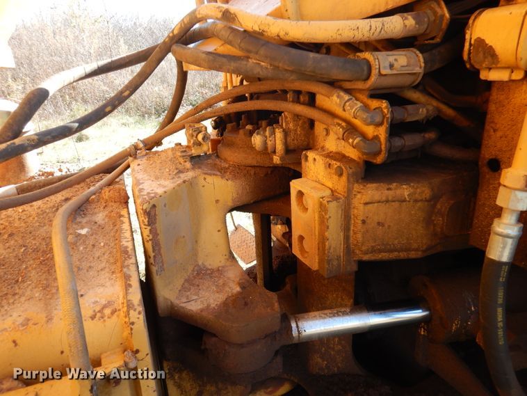 image for item DJ3750 1991 Caterpillar D25D  haul truck