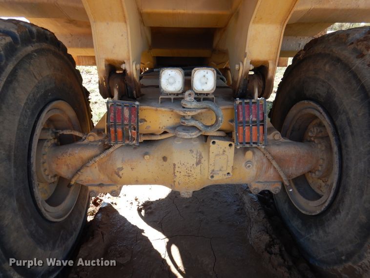 image for item DJ3750 1991 Caterpillar D25D  haul truck